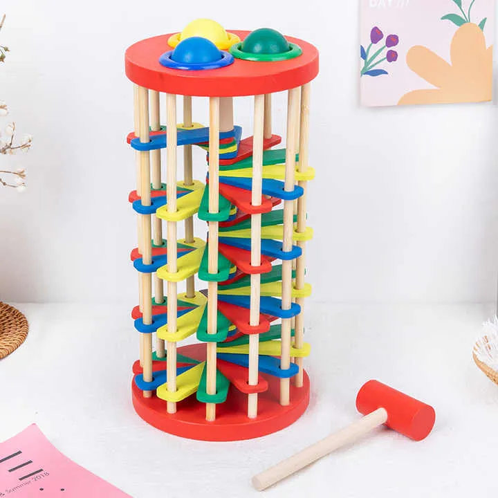 لعبة دوّارة ملونة ، خشبية ، للأطفال, لعبة دوّارة . Colorful Spinning Top Wooden Toy for Kids, Colorful