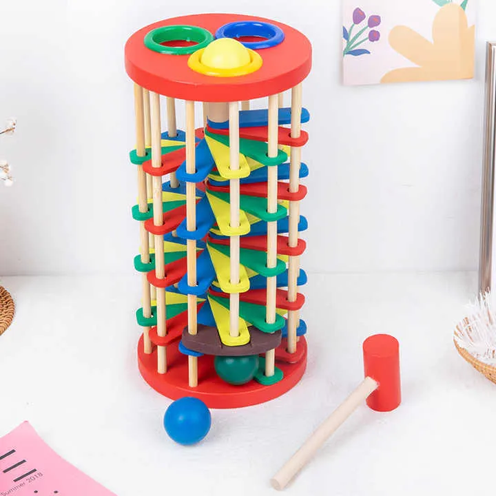 لعبة دوّارة ملونة ، خشبية ، للأطفال, لعبة دوّارة . Colorful Spinning Top Wooden Toy for Kids, Colorful