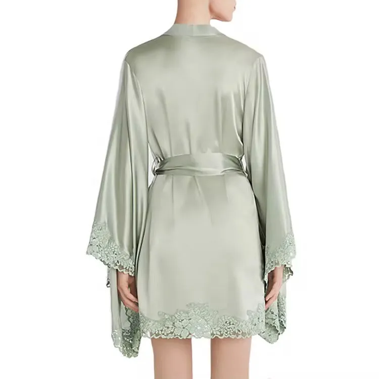 روب نوم فخم ب الدانتيل  Luxurious lace nightgown