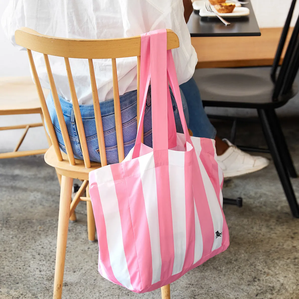 Dock & Bay Everyday Bag - Compact & Foldable Beach Bag, Made from 100% Recycked
