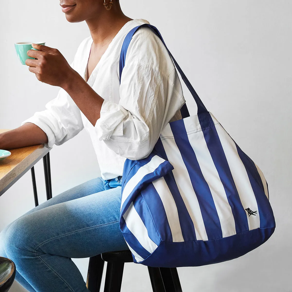 Dock & Bay Everyday Bag - Compact & Foldable Beach Bag, Made from 100% Recycked