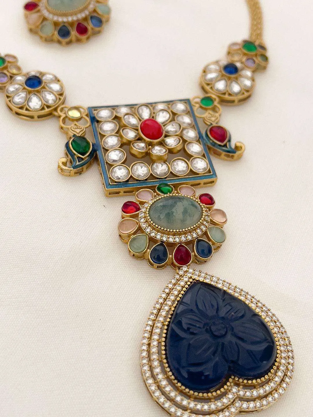 Exquisite Amrapali Fusion Pendant Necklace
