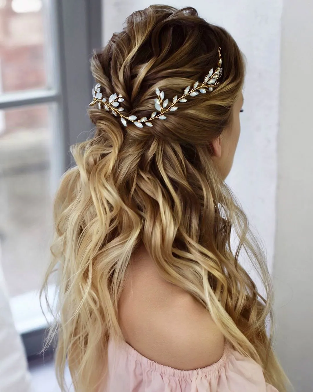 Kara -Silver Hair Vine