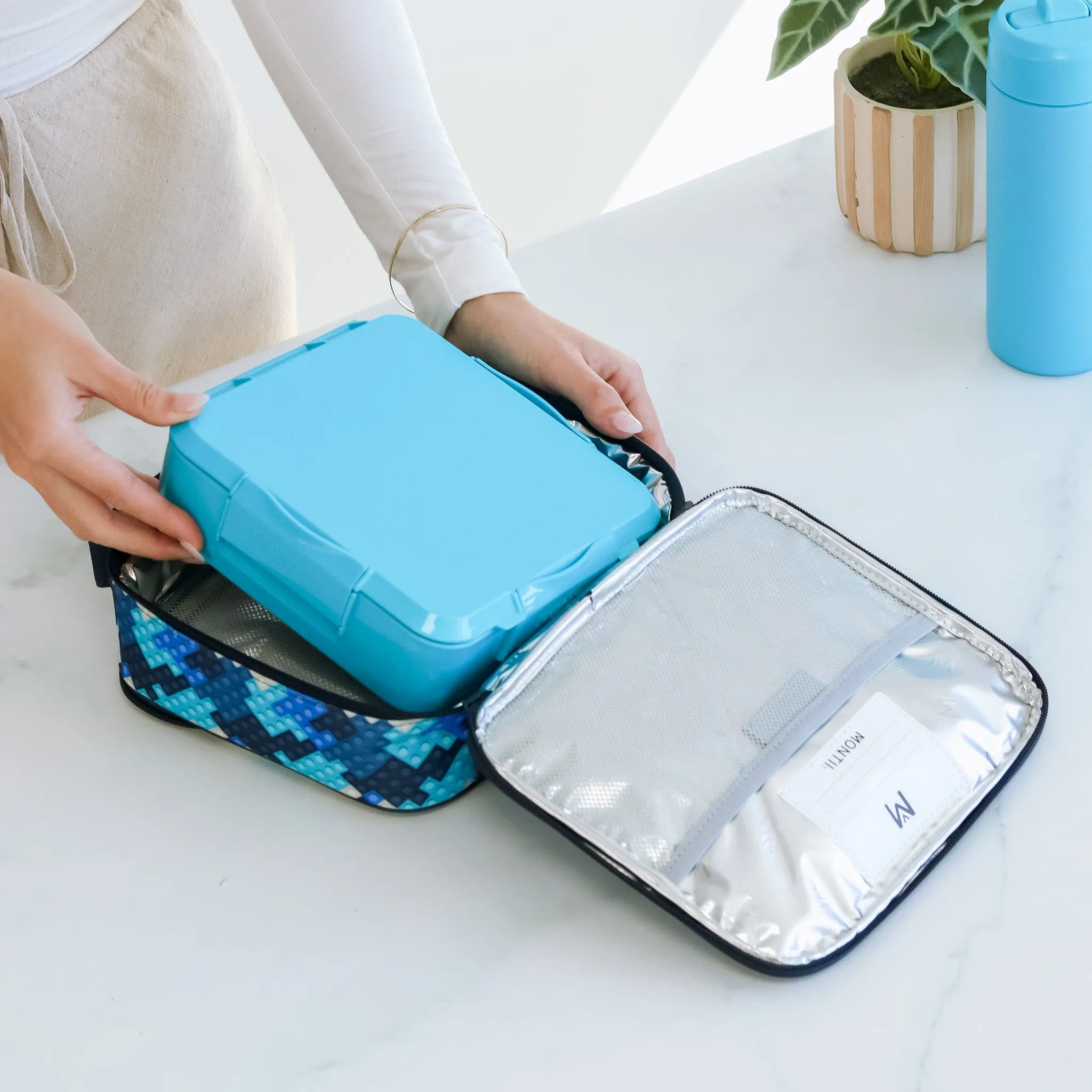 MontiiCo Medium Insulated Lunch Bag - Block Land