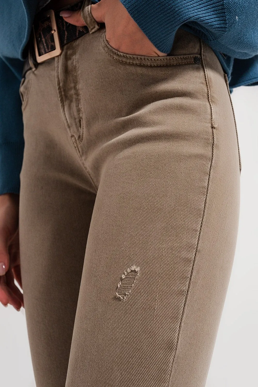 Raw Hem Skinny Jeans in Beige