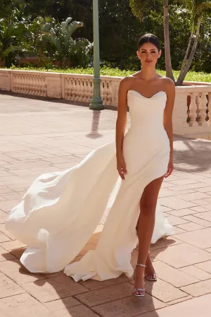 Strapless With A Sweetheart Top Pleated Bust And W JW1035