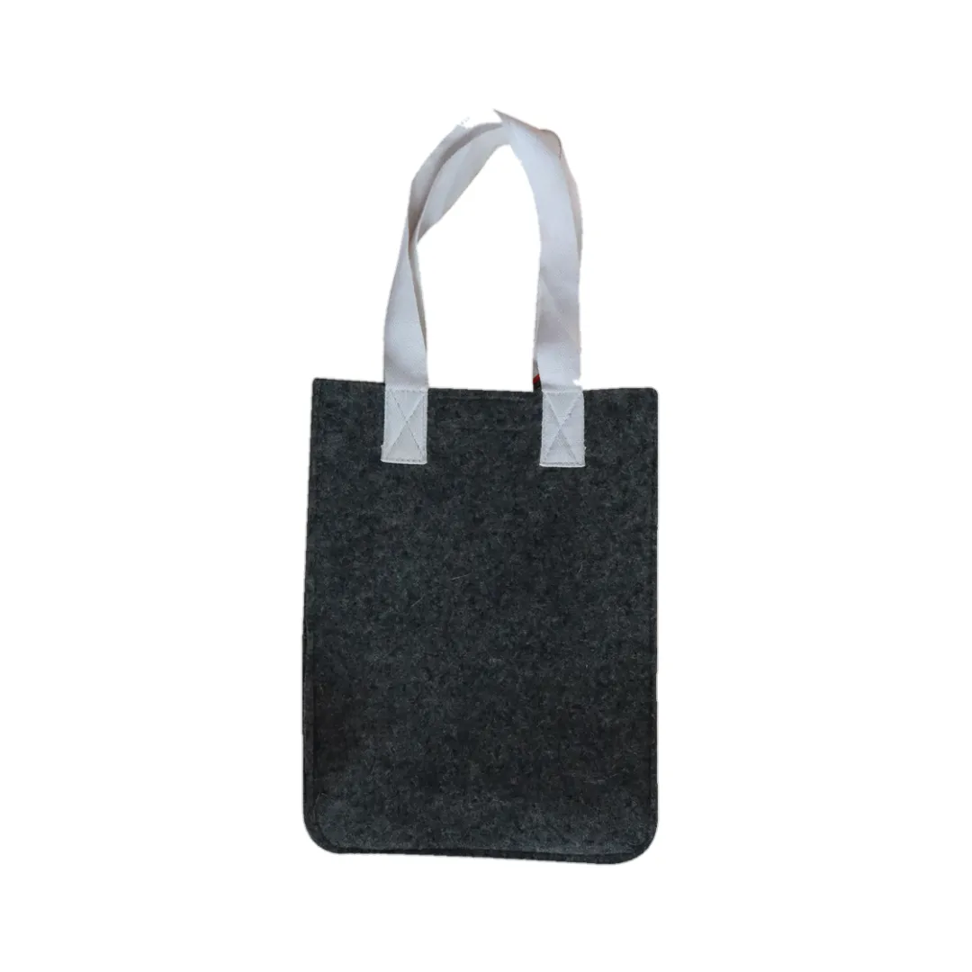 Surmai Organic wool felt tote bag gray color