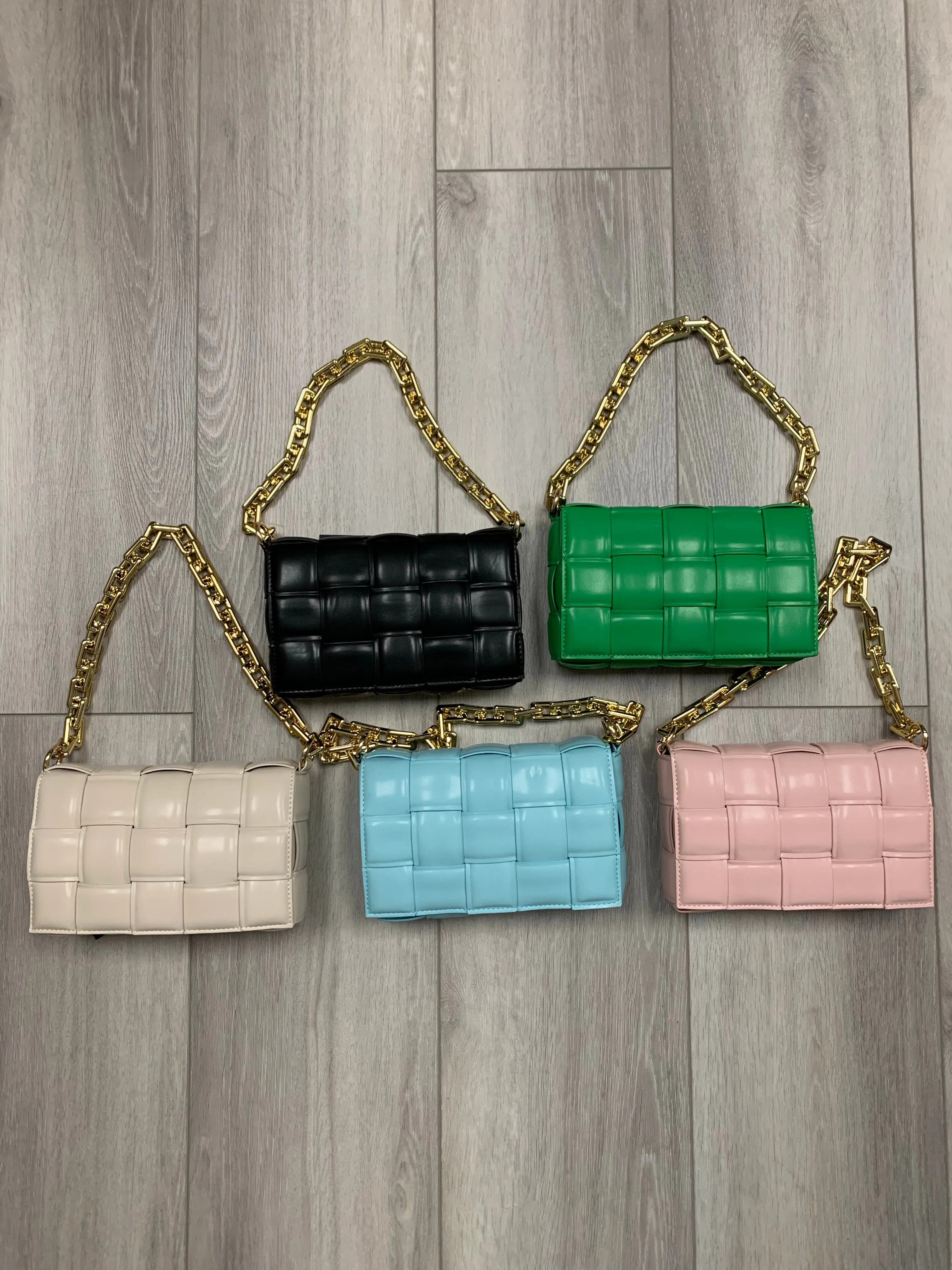 WOVEN PUFFY BAG